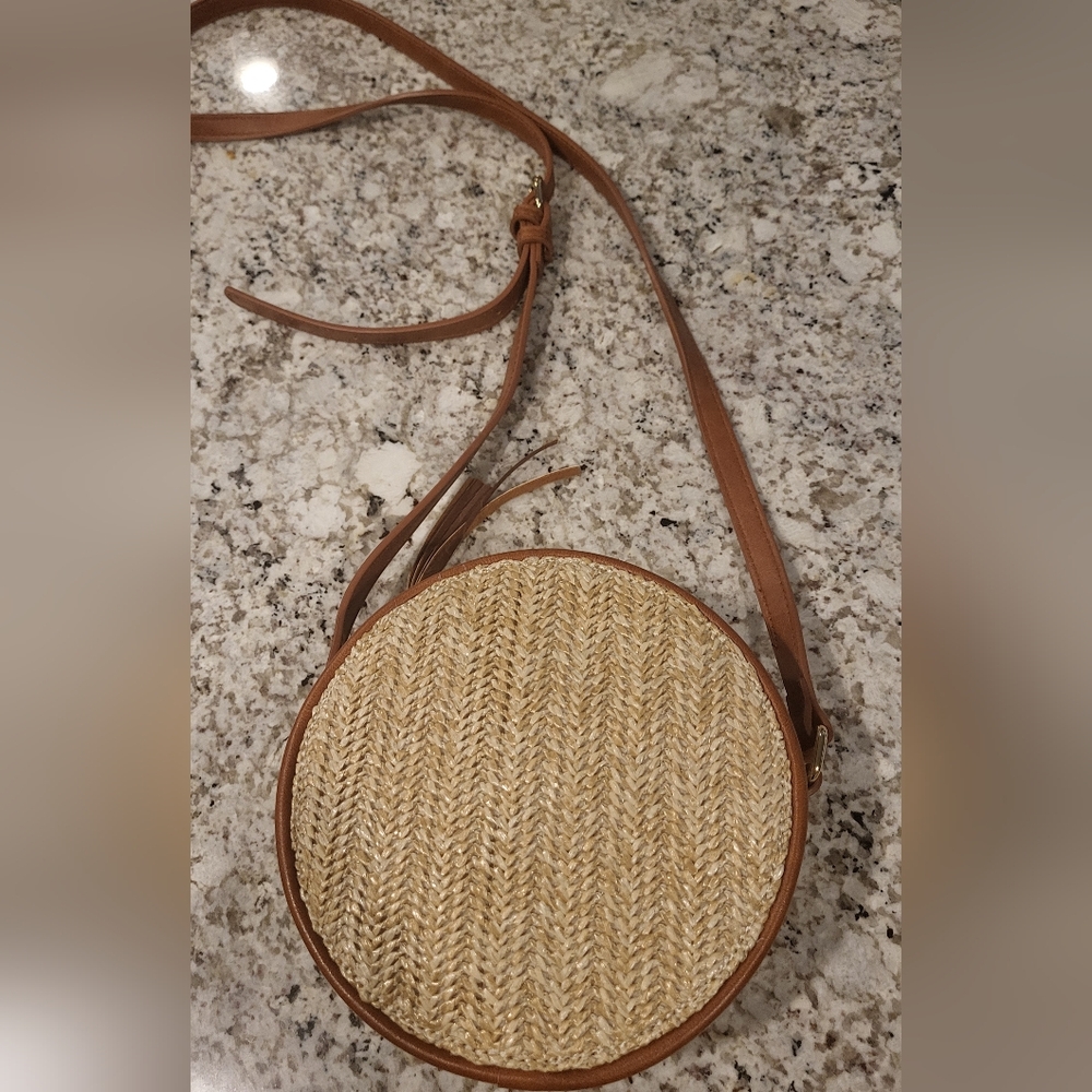 Sole Society Round Woven Straw Crossbody Bag in Tan. Italy Vibes EUC